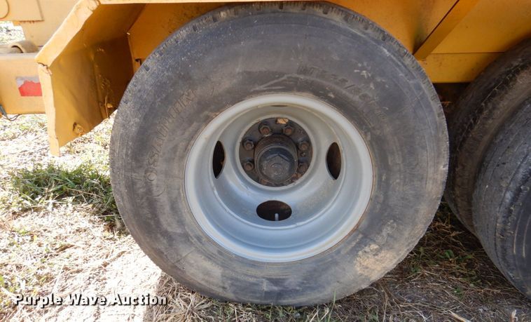 image for item JL9867 2000 Vactron PMD-800DT vacuum excavator