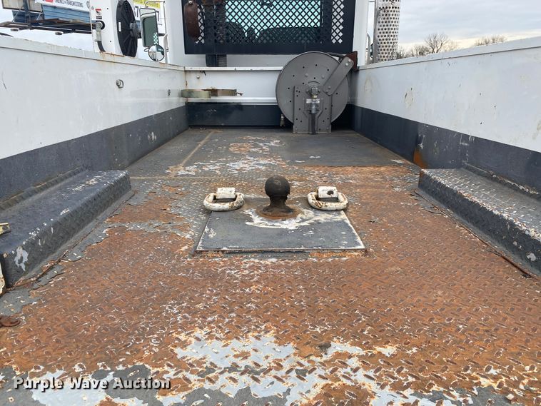 image for item JN9159 2012 Kenworth T370  utility / service truck