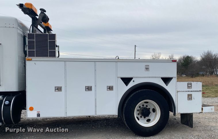 image for item JN9159 2012 Kenworth T370  utility / service truck