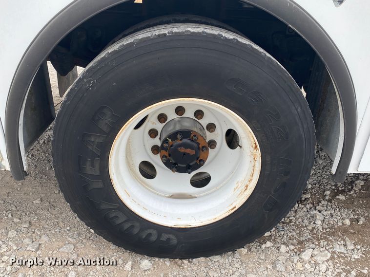 image for item JN9159 2012 Kenworth T370  utility / service truck