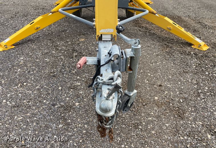 image for item JW9323 2004 Bil-Jax XLB-4319  boom lift