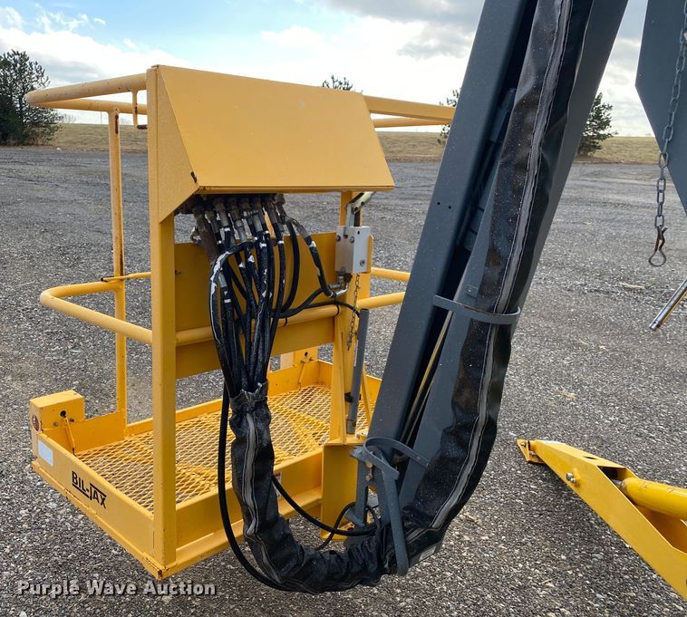 image for item JW9323 2004 Bil-Jax XLB-4319  boom lift