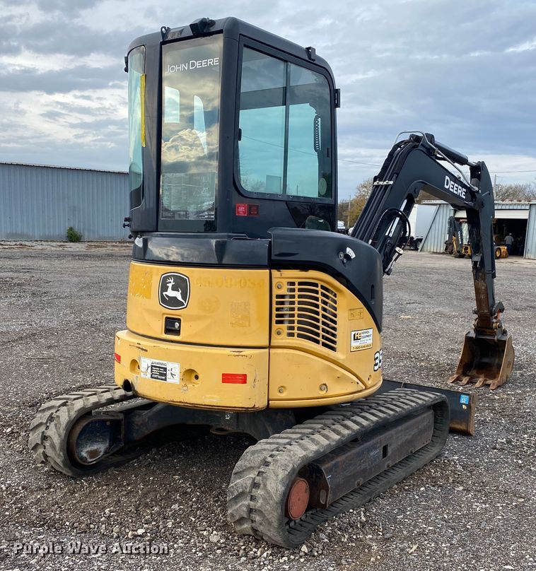 image for item JW9327 2013 John Deere 35D  mini excavator