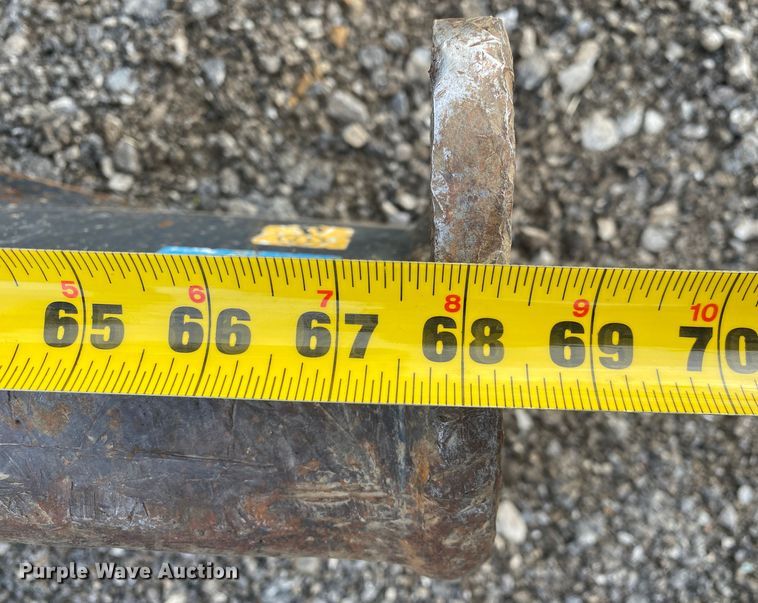 image for item JW9327 2013 John Deere 35D  mini excavator