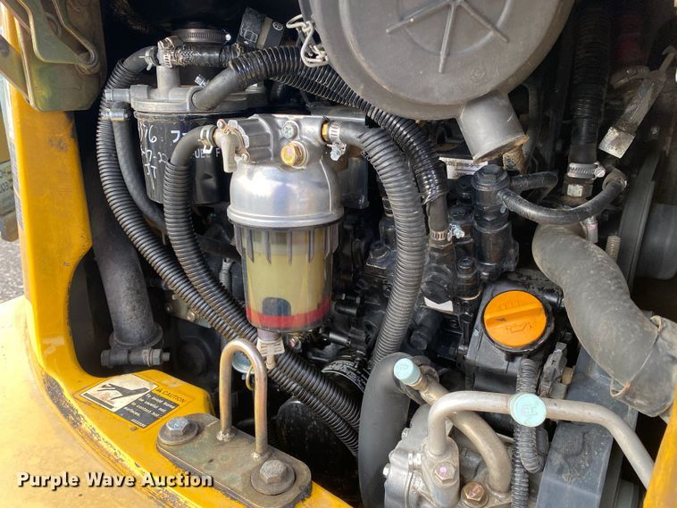 image for item JW9327 2013 John Deere 35D  mini excavator