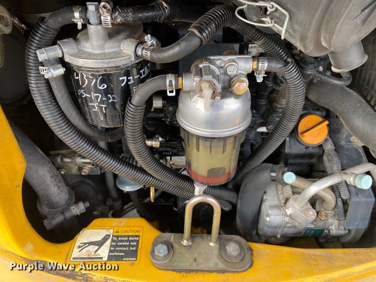 image for item JW9327 2013 John Deere 35D  mini excavator