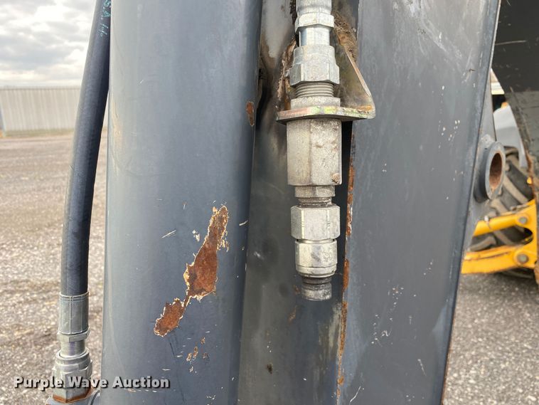 image for item JW9328 2012 John Deere 310SK  backhoe