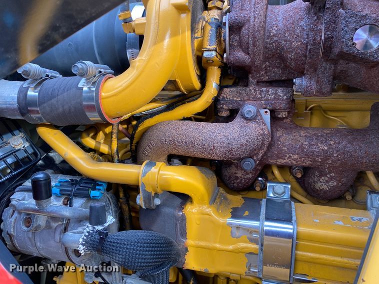 image for item JW9328 2012 John Deere 310SK  backhoe