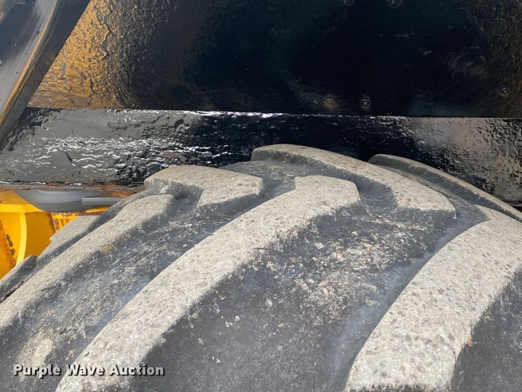 image for item JW9328 2012 John Deere 310SK  backhoe