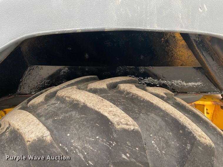 image for item JW9328 2012 John Deere 310SK  backhoe