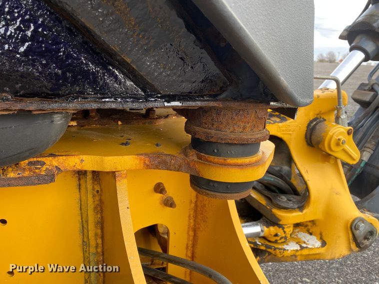 image for item JW9328 2012 John Deere 310SK  backhoe