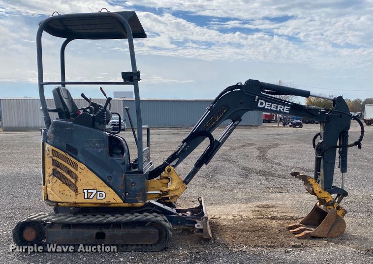 image for item JW9332 2008 John Deere 17D  mini excavator