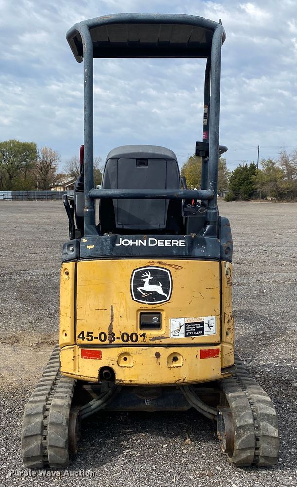 image for item JW9332 2008 John Deere 17D  mini excavator