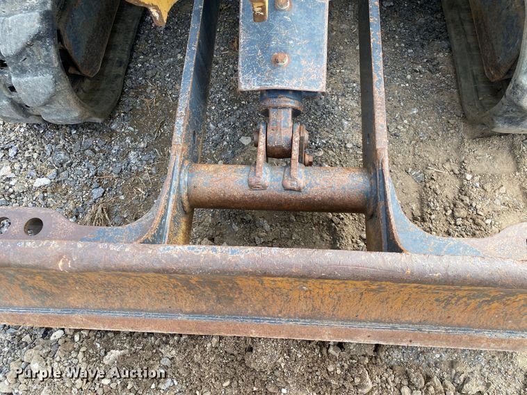 image for item JW9332 2008 John Deere 17D  mini excavator