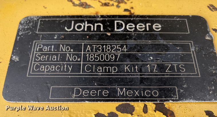 image for item JW9332 2008 John Deere 17D  mini excavator