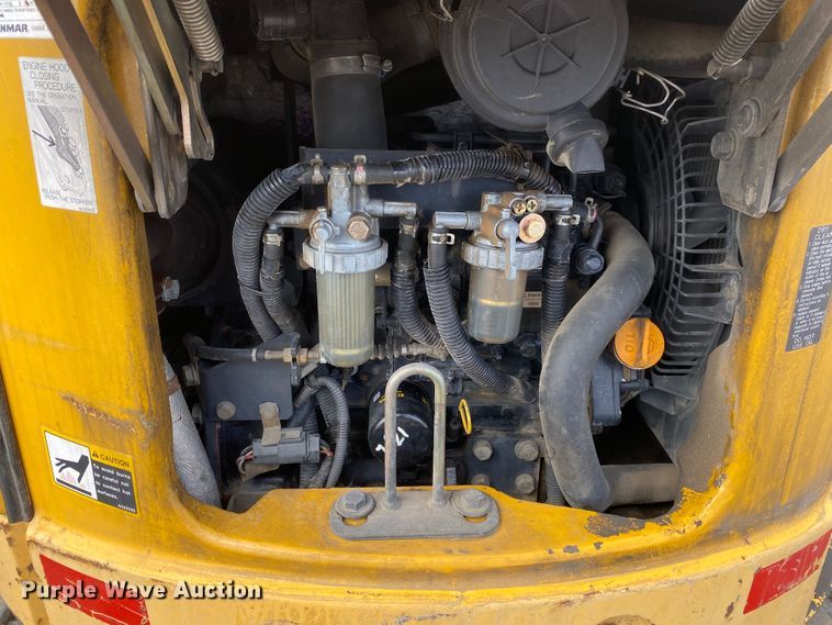 image for item JW9332 2008 John Deere 17D  mini excavator