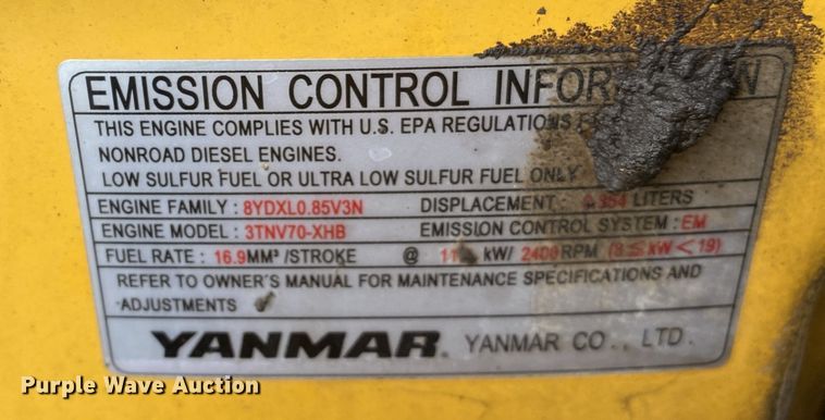 image for item JW9332 2008 John Deere 17D  mini excavator