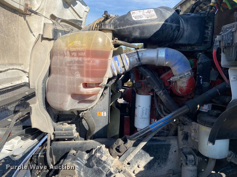 image for item JW9337 2013 Ford F750 Super Duty  SuperCab crane truck