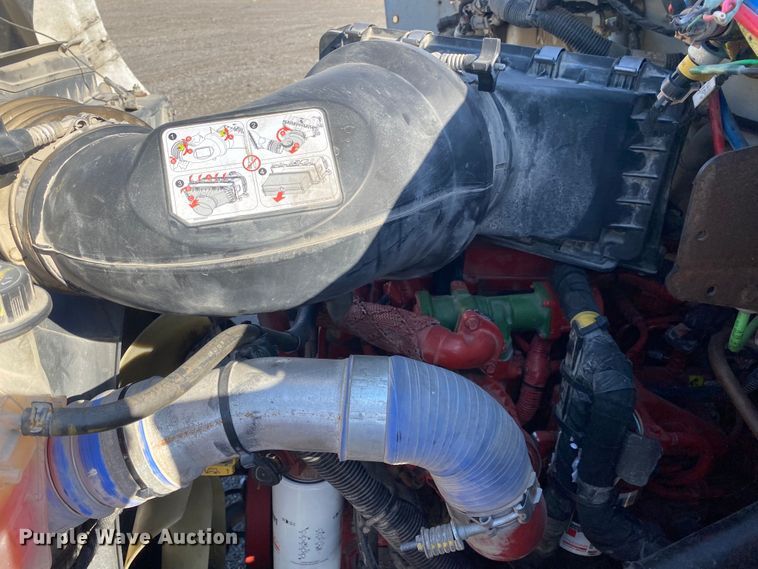 image for item JW9337 2013 Ford F750 Super Duty  SuperCab crane truck