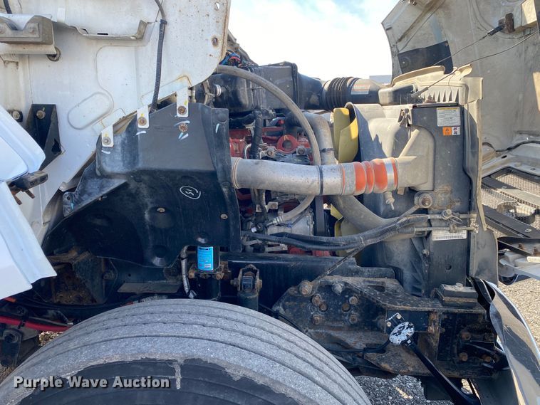 image for item JW9337 2013 Ford F750 Super Duty  SuperCab crane truck