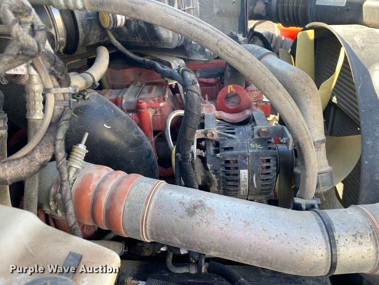 image for item JW9337 2013 Ford F750 Super Duty  SuperCab crane truck