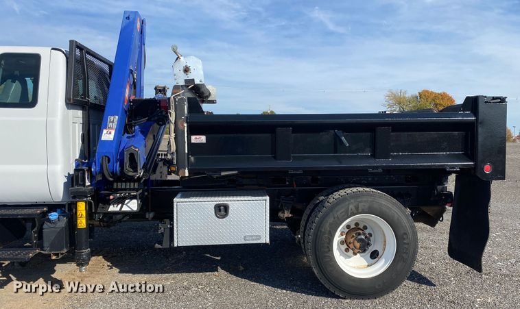 image for item JW9337 2013 Ford F750 Super Duty  SuperCab crane truck