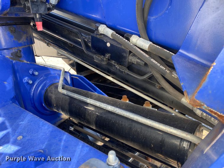 image for item JW9337 2013 Ford F750 Super Duty  SuperCab crane truck