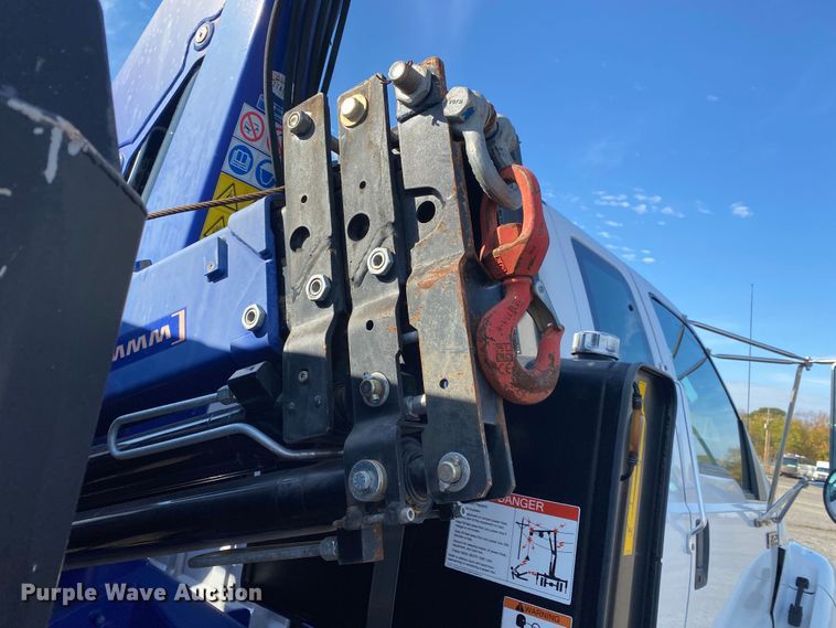 image for item JW9337 2013 Ford F750 Super Duty  SuperCab crane truck