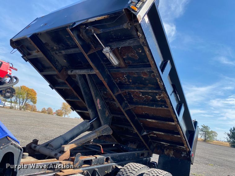 image for item JW9337 2013 Ford F750 Super Duty  SuperCab crane truck