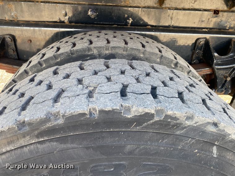 image for item JW9337 2013 Ford F750 Super Duty  SuperCab crane truck