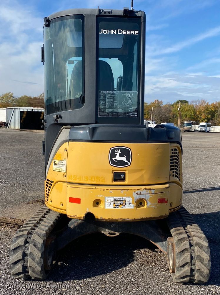 image for item JW9340 2014 John Deere 35D  mini excavator