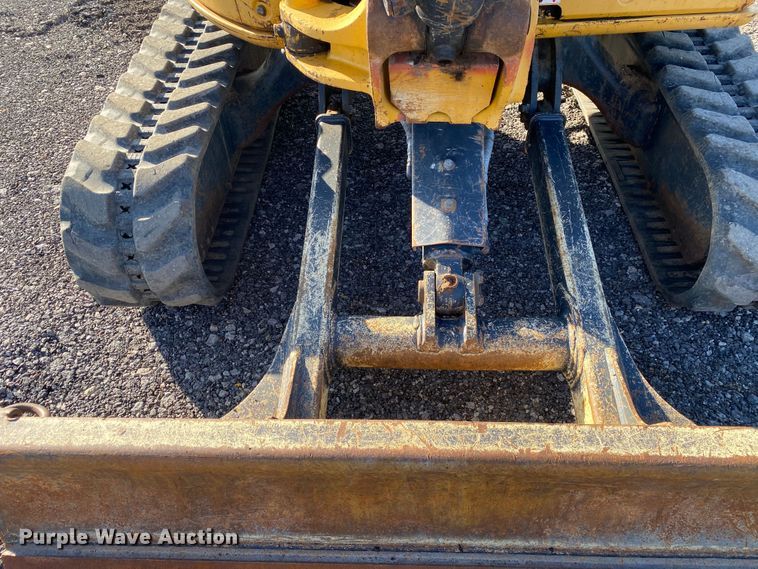 image for item JW9340 2014 John Deere 35D  mini excavator