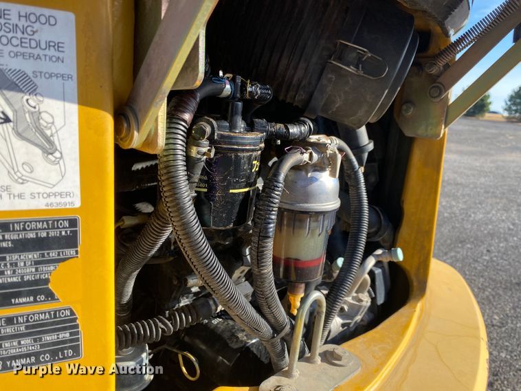 image for item JW9340 2014 John Deere 35D  mini excavator