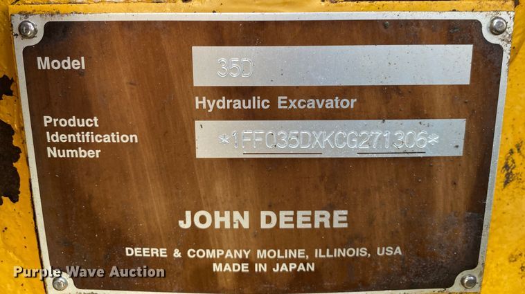 image for item JW9340 2014 John Deere 35D  mini excavator