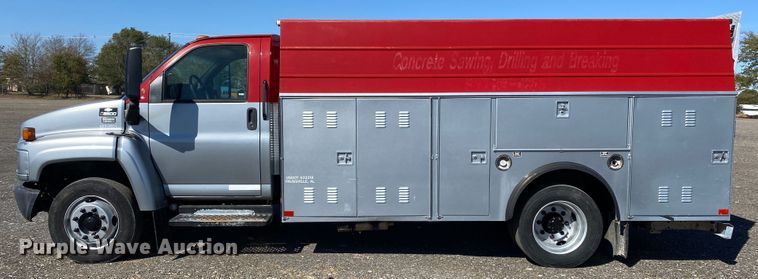 image for item JW9347 2007 Chevrolet C5500  utility / service truck
