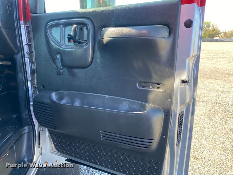 image for item JW9347 2007 Chevrolet C5500  utility / service truck