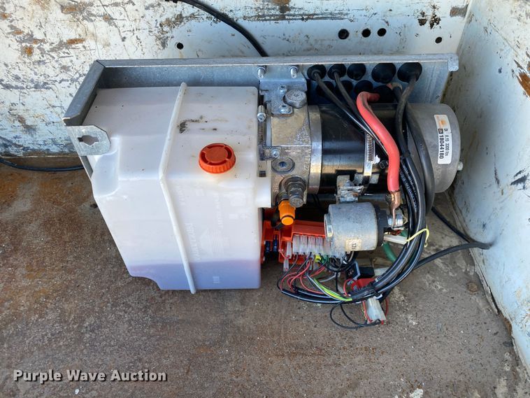 image for item JW9347 2007 Chevrolet C5500  utility / service truck