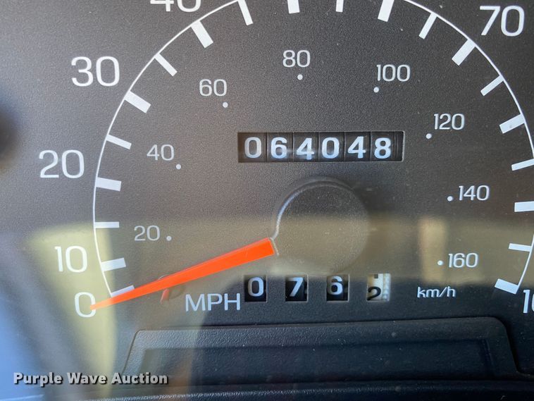 image for item JW9353 2009 Ford F750 Super Duty  SuperCab utility / service truck