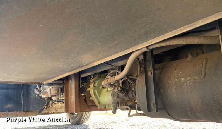 image for item JW9353 2009 Ford F750 Super Duty  SuperCab utility / service truck