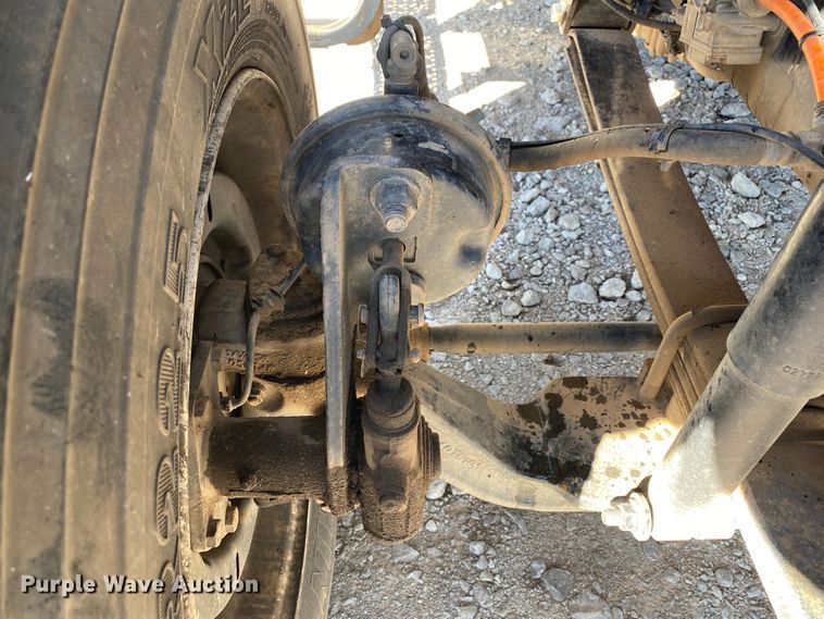 image for item JW9353 2009 Ford F750 Super Duty  SuperCab utility / service truck