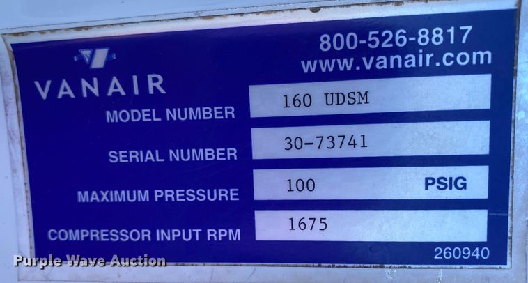 image for item JW9353 2009 Ford F750 Super Duty  SuperCab utility / service truck