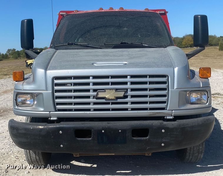 image for item JW9379 2007 Chevrolet C5500  utility / service truck