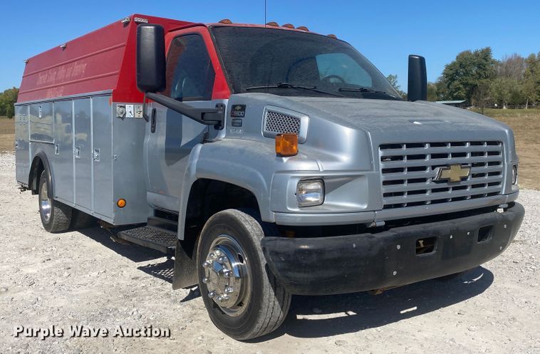image for item JW9379 2007 Chevrolet C5500  utility / service truck