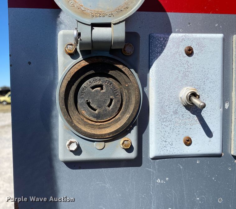 image for item JW9379 2007 Chevrolet C5500  utility / service truck