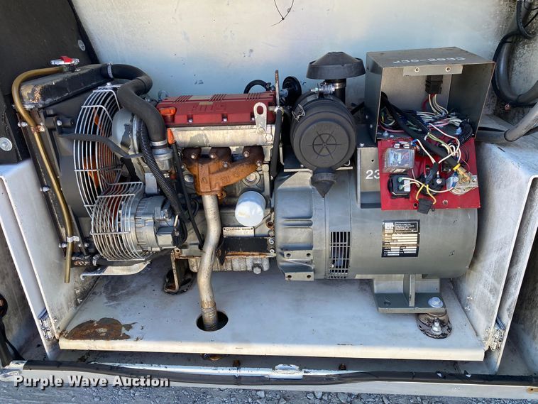 image for item JW9379 2007 Chevrolet C5500  utility / service truck