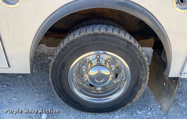 image for item JW9379 2007 Chevrolet C5500  utility / service truck