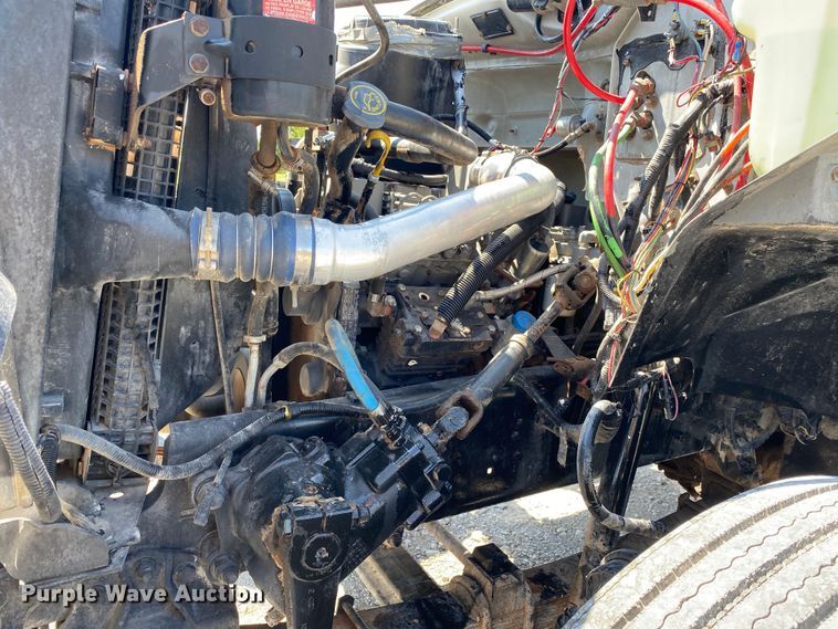 image for item JW9425 1997 Ford F800  crane truck