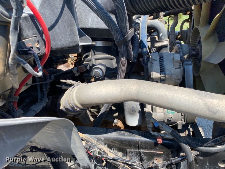 image for item JW9425 1997 Ford F800  crane truck