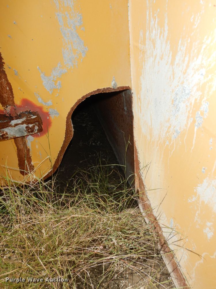 image for item KF9185 Gomaco  concrete curb mold