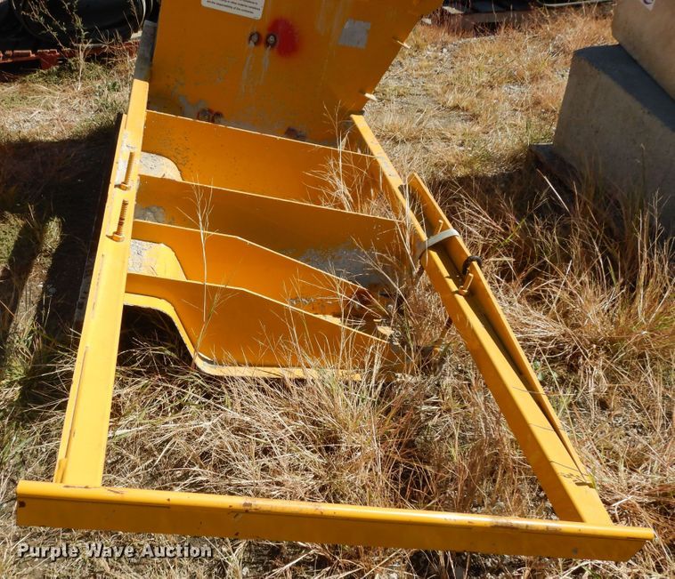 image for item KF9185 Gomaco  concrete curb mold